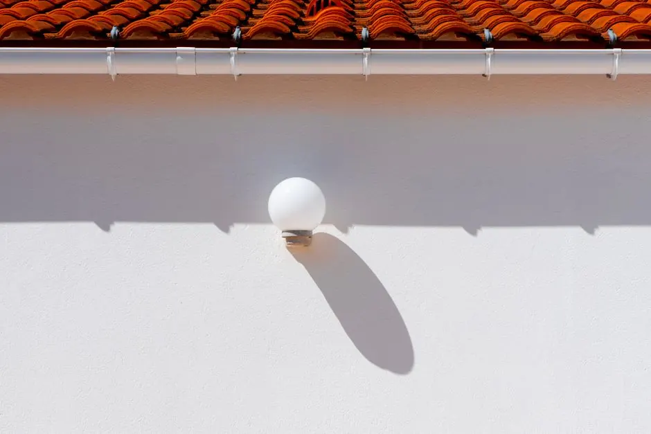Commercial gutter repair