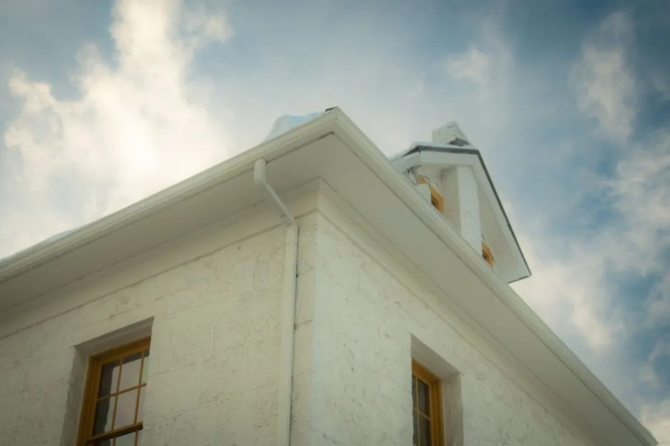 Commercial gutter repair